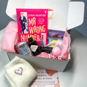 Mini Pamper Gift Box with Mini Gin & Tonic